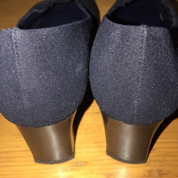 LizFlex Dark Brown Concord Heels 8 - Picture 4 of 8